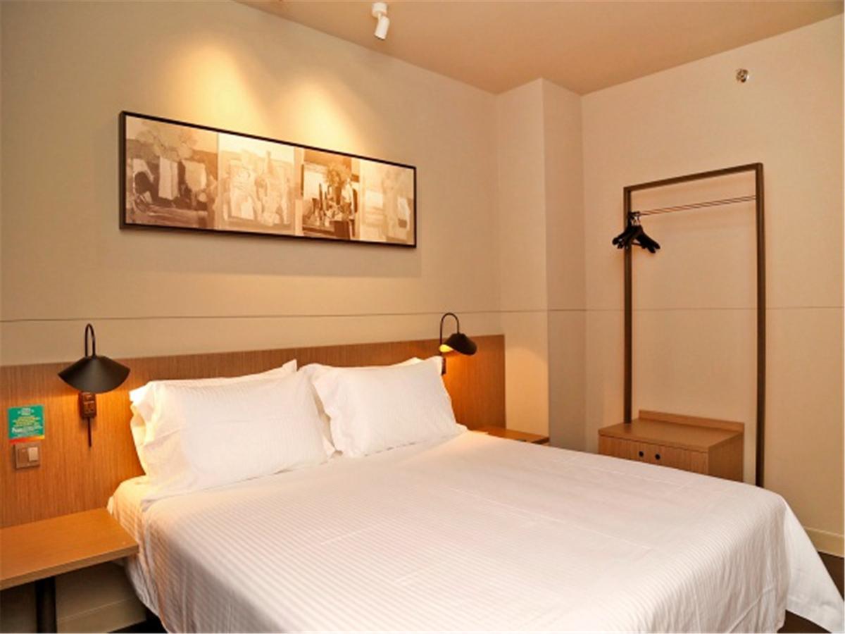 Jinjiang Inn Selected Shenzhen Huanggang Port Huangcheng Plaza Ngoại thất bức ảnh